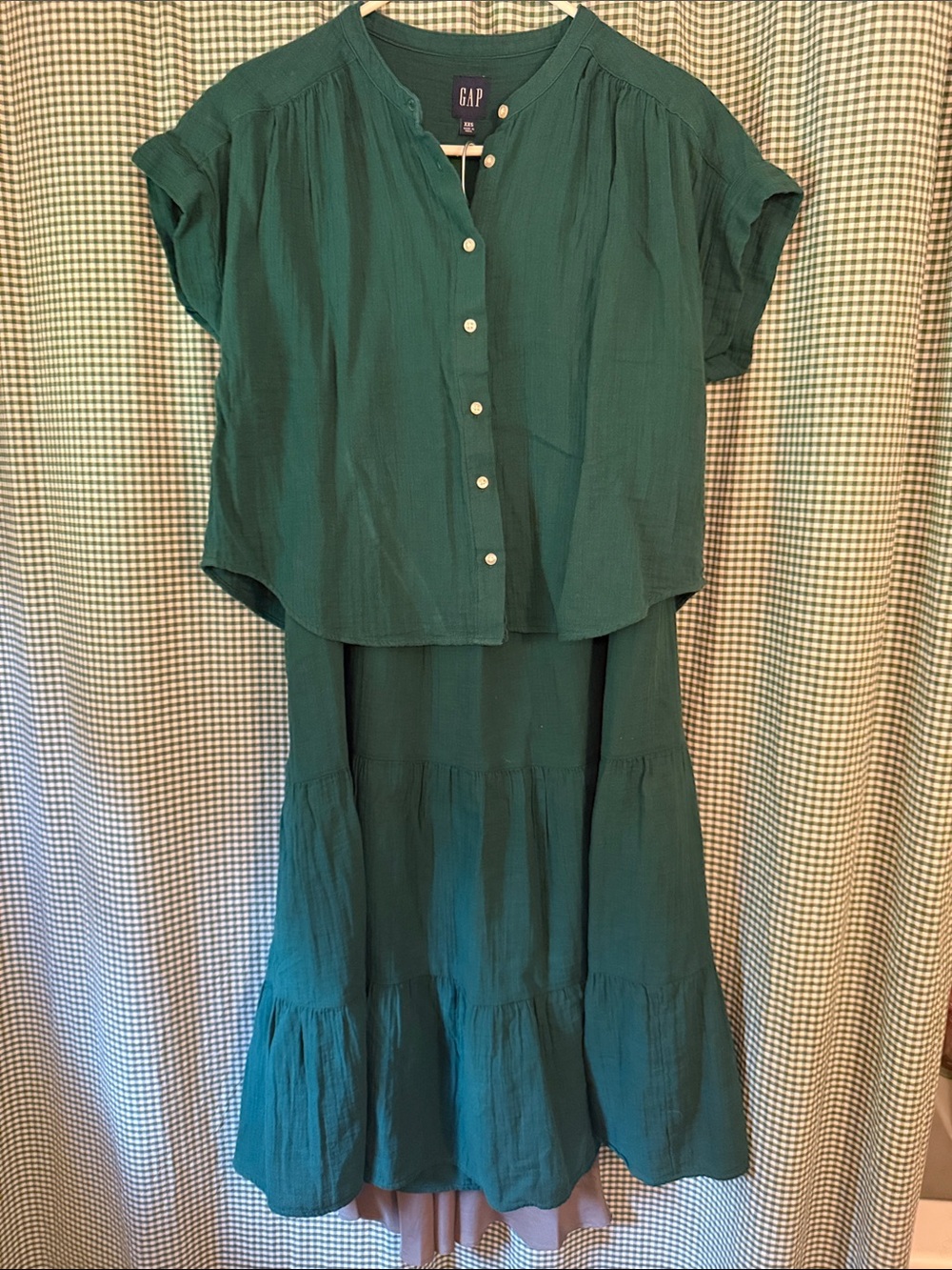 GAP green gauze set with Button-Front Top and skirt